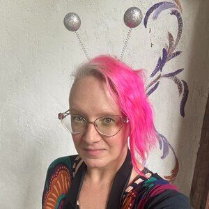 Meet your Posher, Jen